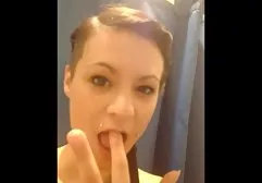 نوزاد نازک فیلم سک30 غذاهای را شسته و در آشپزخانه دم کرده بود