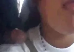 سبزه الیزا عكس هاى سكس گربه را با وسیله ارتعاش نوازش می کند