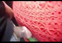 بدون درخواست اجازه، او سرش را در اطراف لب هایش عکس فیلمهای سکسی پیچید و شروع به خوردن کرد و لذت بردن از به طور کامل او بیمار ناراحت