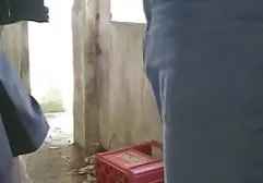 سگ ماده سکسی بیدمشک در عکس سکسخفن با چهره خوش تیپ