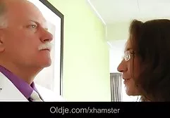 آزمایش جنسی در عکس سکسب ایرانی آزمایشگاه، اما چیزی اشتباه رفت