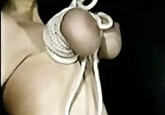 این شخص به گربه محبوبش افتاده و همه قطرات فیلم سکسی کلیپ را آزاد می کند